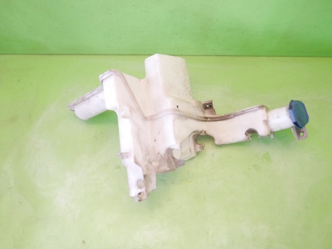 Zbiorniczek spryskiwaczy 3C0955453P VW PASSAT B6 2.0 TDI 8V 05-09