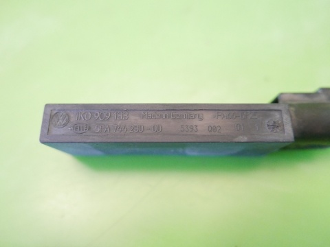 Antena keyless 1K0909133 5FA74423000 VW PASSAT B6 2.0 TDI 8V 05-09