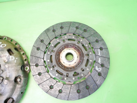 Sprzęgło dwumasowe koło tarcza docisk LUK VW PASSAT B6 2.0 TDI 8V 05-09