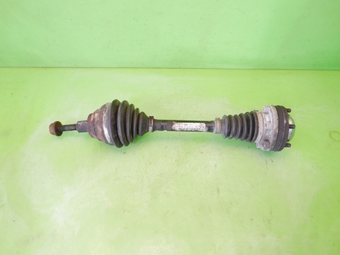 Półoś lewa przód krótka 1K0407271BJ VW PASSAT B6 2.0 TDI 8V 05-09
