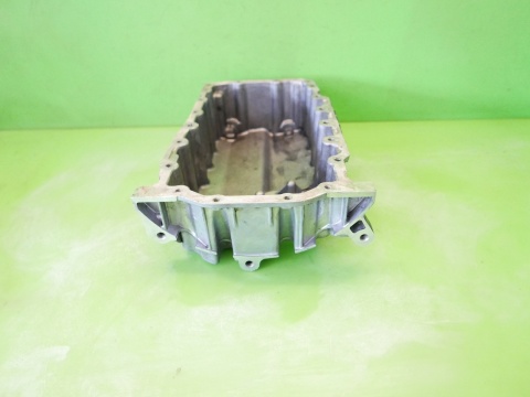 Miska misa olejowa VW PASSAT B6 2.0 TDI 8V BMP 05-09