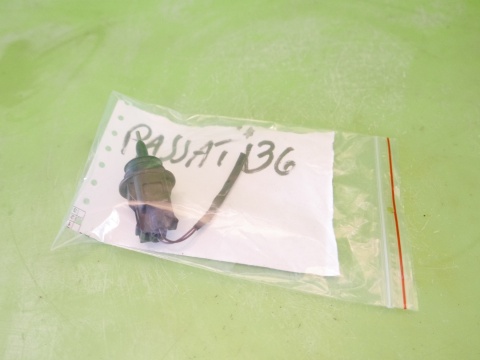 Czujnik poziomu płynu spryskiwaczy 7M0919376 VW PASSAT B6 2.0 TDI 8V 05-09