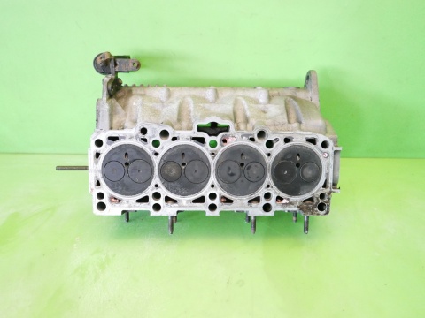 Głowica z zaworami 038103373R wałek rozrządu VW PASSAT B6 2.0 TDI 8V 05-09