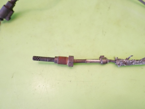 Czujnik temperatury spalin 03G906088 VW PASSAT B6 2.0 TDI 8V 05-09
