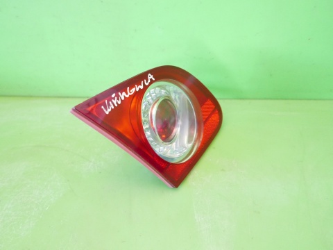Lampa lewa tył w klapę 3C5945093C VW PASSAT B6 SEDAN 05-09