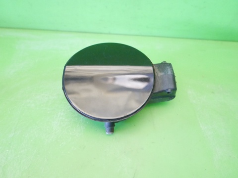 Klapka wlewu paliwa L041 3C5809857 VW PASSAT B6 SEDAN 05-09