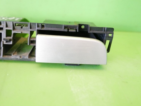 Schowek szufladka deski ramka 3C1857273 VW PASSAT B6 05-09