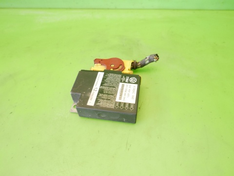 Moduł sensor airbag 3C0909605J VW PASSAT B6 2.0 TDI 8V 05-09