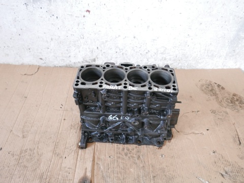 Blok dół silnika wał tłoki BMP VW PASSAT B6 2.0 TDI 8V 05-09