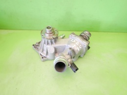 Obudowa króciec termostatu pompa wody skf 88832 BMW X5 E53 4.4 M62B44 99-03