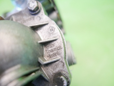 Obudowa króciec termostatu pompa wody skf 88832 BMW X5 E53 4.4 M62B44 99-03
