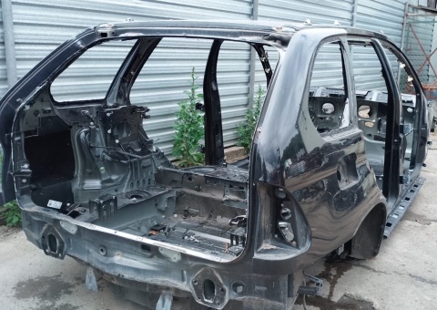 Błotnik prawy tył tylny poszycie 475/9 BMW X5 E53 99-03