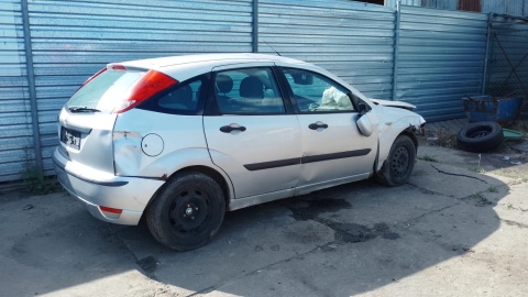 Felga stalowa 15 15x6 4x108 et52,5 FORD FOCUS MK1