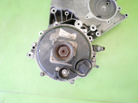 Alternator wodny 7508054 obudowa rozrządu 1707994 BMW X5 E53 4.4 M62B44 99-
