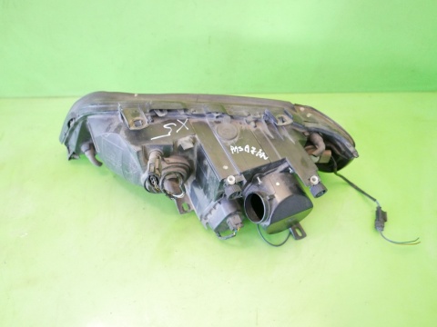 Reflektor lampa prawa przód xenon Hella BMW X5 E53 99-03