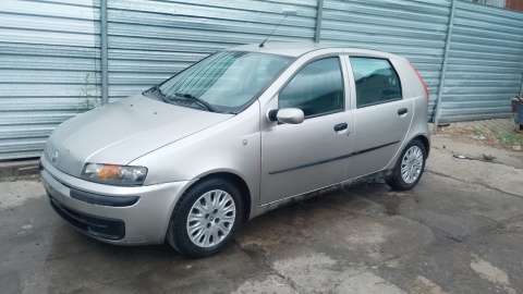 Silnik słupek FIAT PUNTO II 1.9 JTD 8V 188A2000 80KM 58kW 99-03