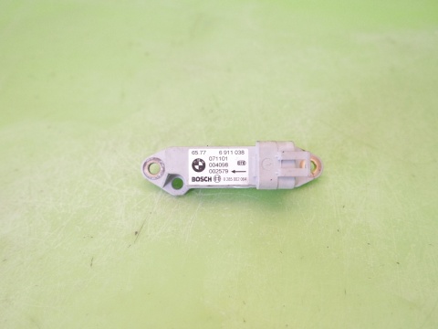 Czujnik uderzeniowy 6911038 0285002064 BMW X5 E53 4.4 M62B44 99-03