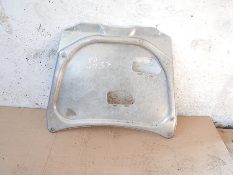 Osłona płyta podłoga pod silnik 1095656 BMW X5 E53 4.4 M62B44 99-03