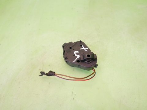 Silniczek sterowania nawiewem 8385556.9 BMW X5 E53 4.4 M62B44 99-03