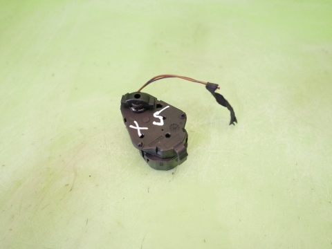 Silniczek sterowania nawiewem 8385556.9 BMW X5 E53 4.4 M62B44 99-03
