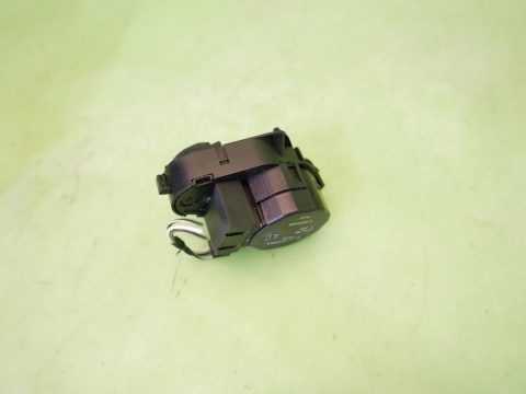 Silniczek sterowania nawiewem 6902696.9 BMW X5 E53 4.4 M62B44 99-03