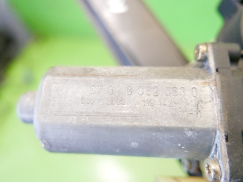 Mechanizm podnośnik szyby lewy tył 8243805 83620630 BMW X5 E53 99-03