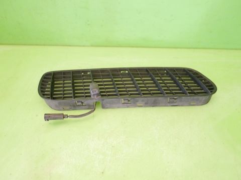 Spryskiwacz szyby dysza kratka maski wlot prawy 8402670 BMW X5 E53 99-03