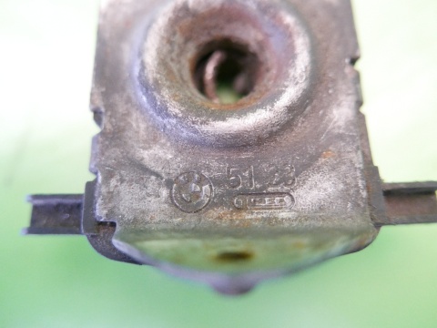 Zamki maski pokrywy silnika 8203859 BMW X5 E53 99-03