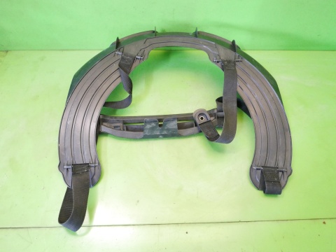 Mocowanie koła zapasowego 7002356 BMW X5 E53 99-03