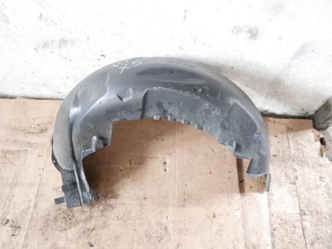 Nadkole prawe tył 8403060 BMW X5 E53 99-03