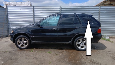 Szyba karoseryjna lewa tył tylna BMW X5 E53 99-03