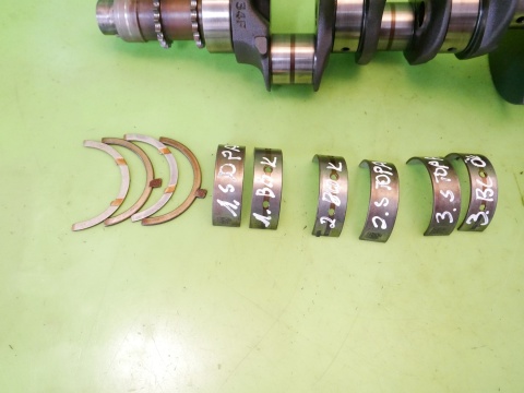 Wał korbowy + panewki 1704768 BMW X5 E53 4.4 M62B44 V8 99-03