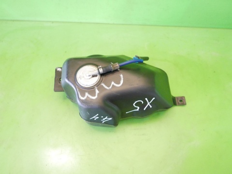 Zbiorniczek oparów paliwa 1184917 1184447 BMW X5 E53 4.4 M62B44 99-03