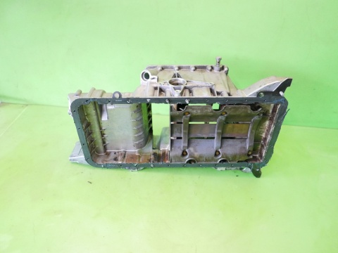 Misa miska olejowa górna podstawa 7500340 B BMW X5 E53 4.4 M62B44 99-03