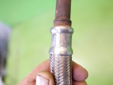 Rurka przewód wąż oleju 7504294 A BMW X5 E53 4.4 M62B44 99-03