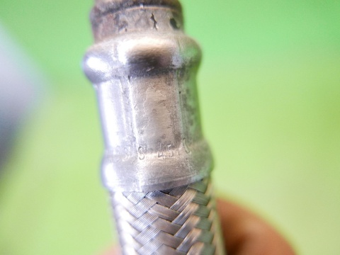Rurka przewód wąż oleju 7504294 A BMW X5 E53 4.4 M62B44 99-03