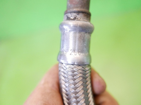 Rurka przewód wąż oleju 7504295 A BMW X5 E53 4.4 M62B44 99-03