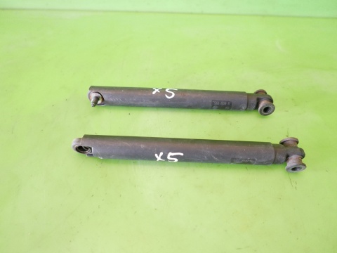 Siłowniki wspornik burty klapy tył 8402195 BMW X5 E53 99-03