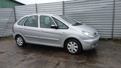 Felga stalowa 15 15x6 et18 4x108 CITROEN XSARA PICASSO