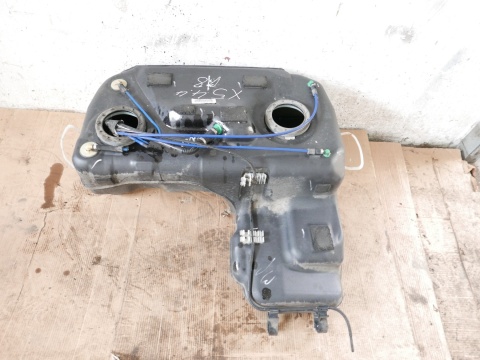 Zbiornik bak paliwa 1184852 benzyna BMW X5 E53 4.4 M62B44 99-03