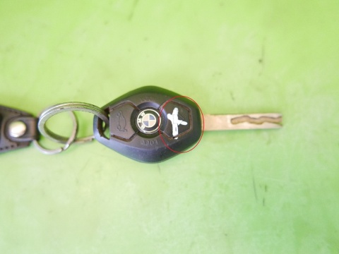 Zestaw wkładka lewa stacyjka kluczyk BMW X5 E53 4.4 automat 99-03