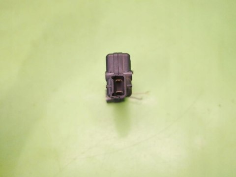 SIŁOWNIK KLAPY BAGAŻNIKA TYŁ RENAULT CLIO II PHI SIŁOWNIK KLAPY BAGAŻNIKA TYŁ RENAULT CLIO II PHI