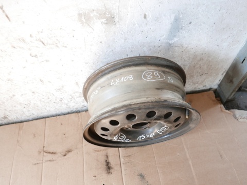 Felga stalowa 15 15x6 4x108 et52,5 FORD FOCUS MK1