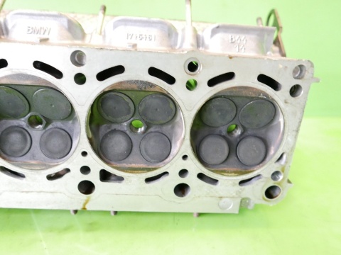 Głowica prawa + wałki 1745461 BMW X5 E53 4.4 M62B44 V8 99-03