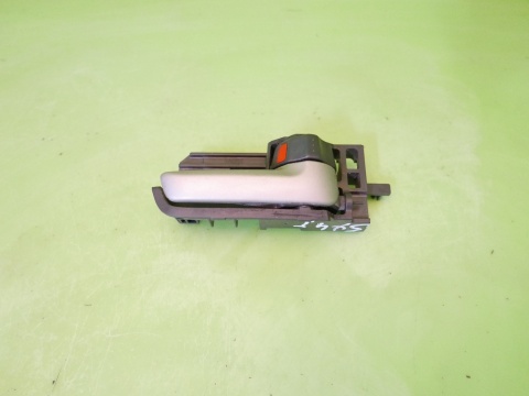 Klamka wewnętrzna prawa przód SUZUKI SX4 I GY RW SEDAN 06-09