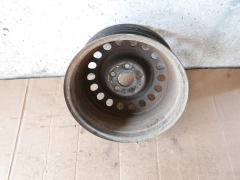 Felga stalowa 15 15x7 5x112 et49 1244001202 MERCEDES W124 89-93