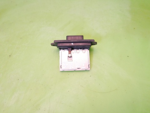 Opornik rezystor nawiewu SUZUKI SX4 I GY RW 1.6 SEDAN 06-09