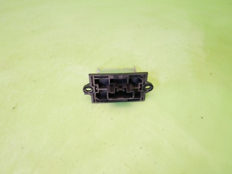 Opornik rezystor nawiewu SUZUKI SX4 I GY RW 1.6 SEDAN 06-09