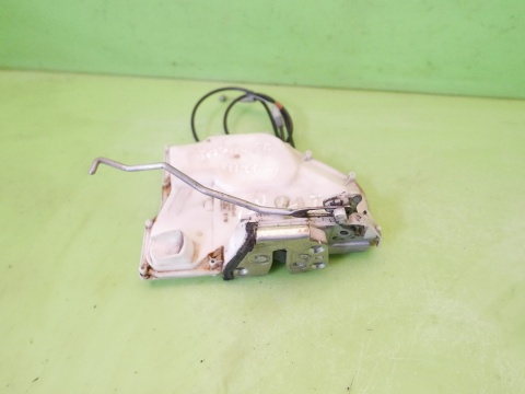 Centralny zamek drzwi prawy przód 7pin SUZUKI SX4 I GY RW SEDAN 06-09