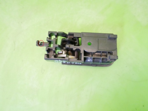 Klamka wewnętrzna prawa tył SUZUKI SX4 I GY RW SEDAN 06-09